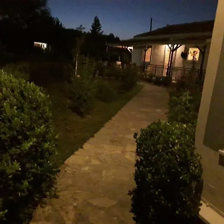 Artemis & Appartement Sidárion